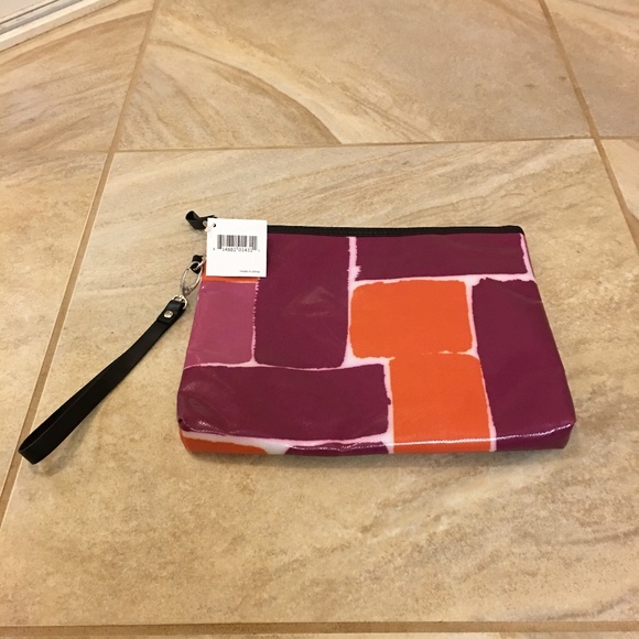 Nordstrom Beauty Spot Accessories - Nordstrom Electronic Pad Case w/ Wristlet Handle